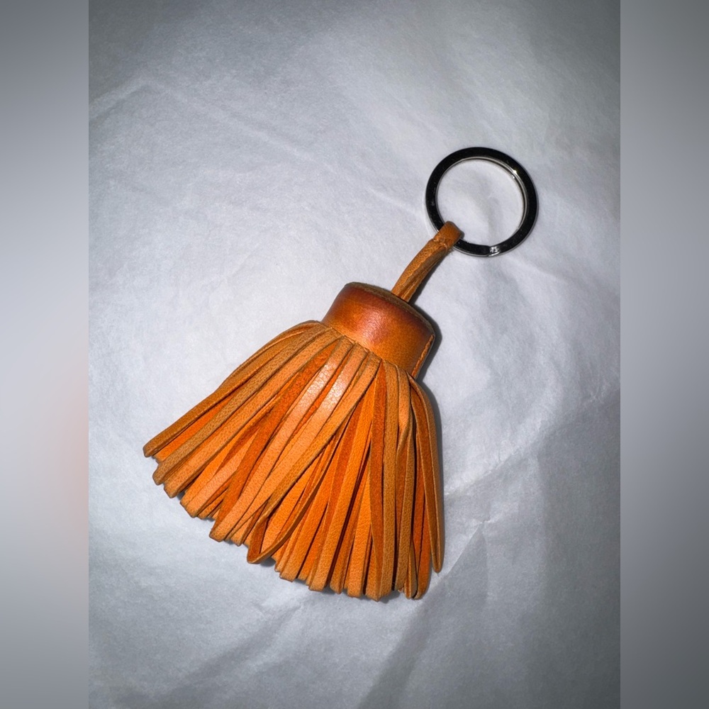 Hermès AUTHENTIC Carmen Leather Yellow Orange Fringe Key Ring Bag Charm - Picture 5 of 16